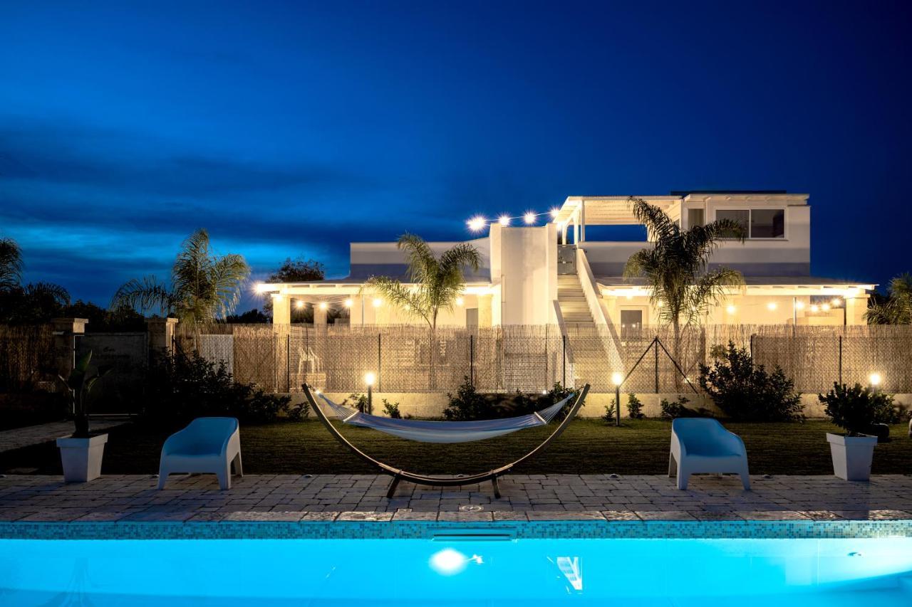 Resort Almaredamarra Con Piscina E Idromassaggio Sul Mare Torre San Giovanni Ugento Exterior photo