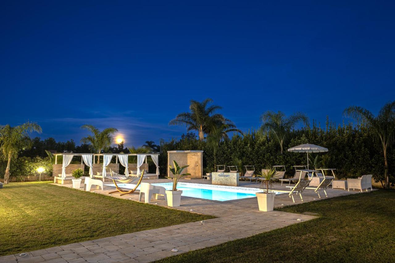 Resort Almaredamarra Con Piscina E Idromassaggio Sul Mare Torre San Giovanni Ugento Exterior photo